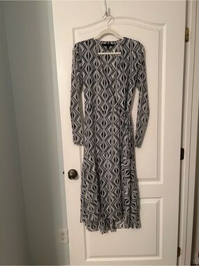 NWOT White House black market Geometric Midi Wrap Dress 6